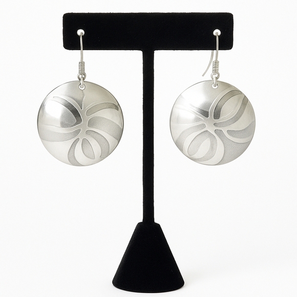 A Hellings Jewelry - Vintage A. Hellings Sterling Silver Etched Disc Earrings